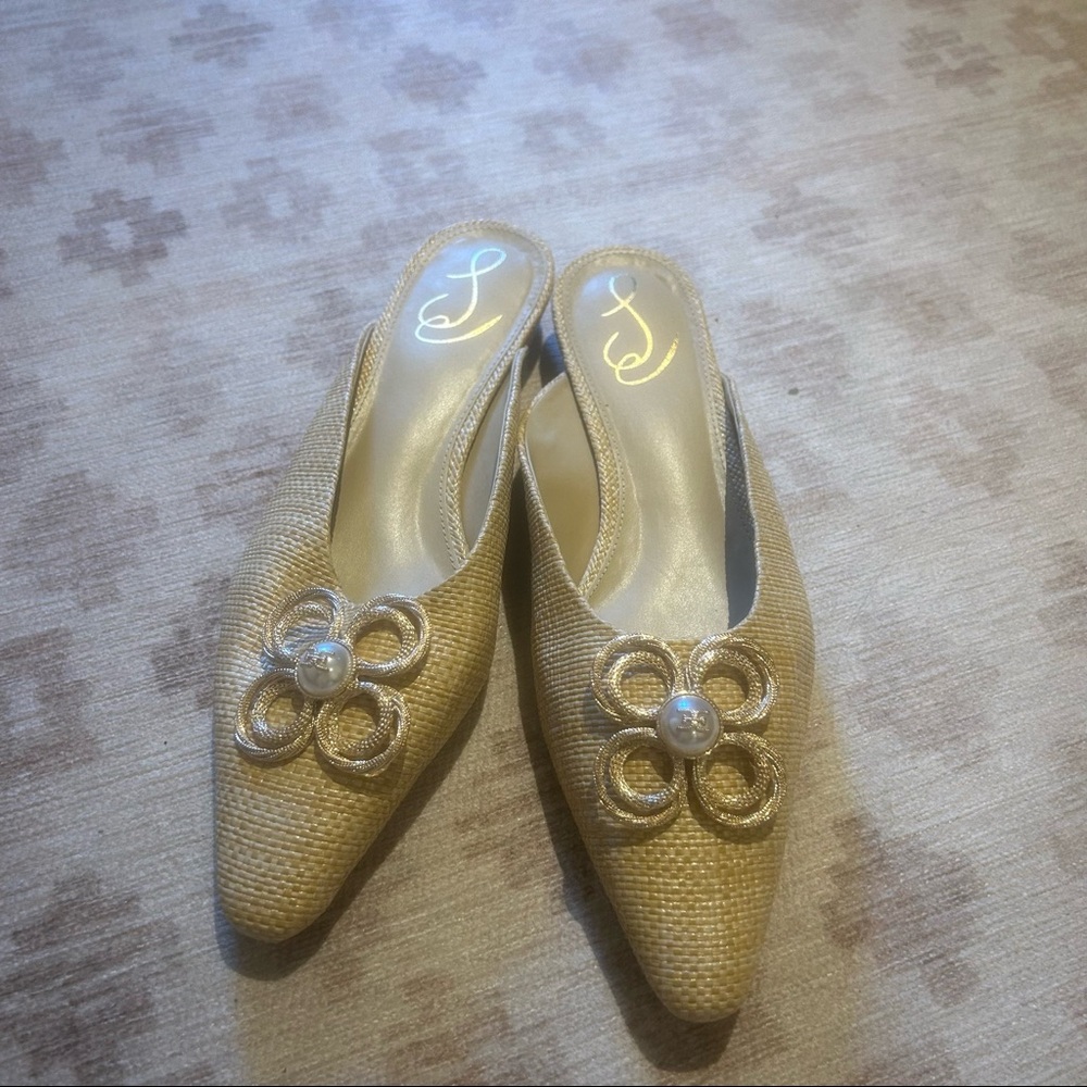 Jayden Pointed Toe Flat - image 2